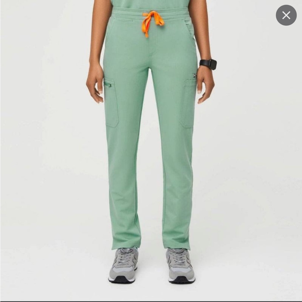 Limited edition color (jade) Yola skinny bottoms - size medium